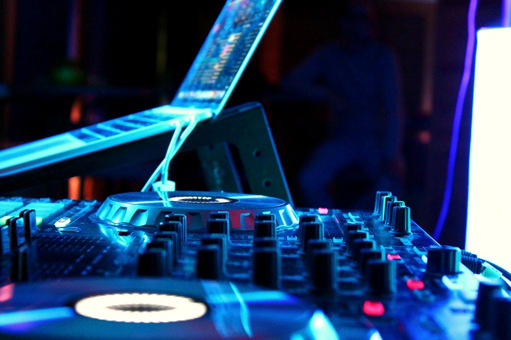 Evento cosplay e gaming al club